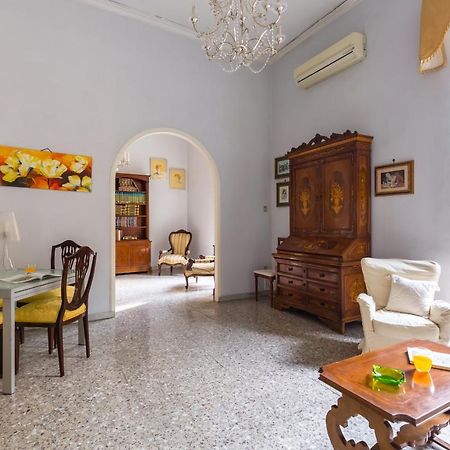 Rettifilo Family Apartment By Wonderful Italy Nápoly Kültér fotó
