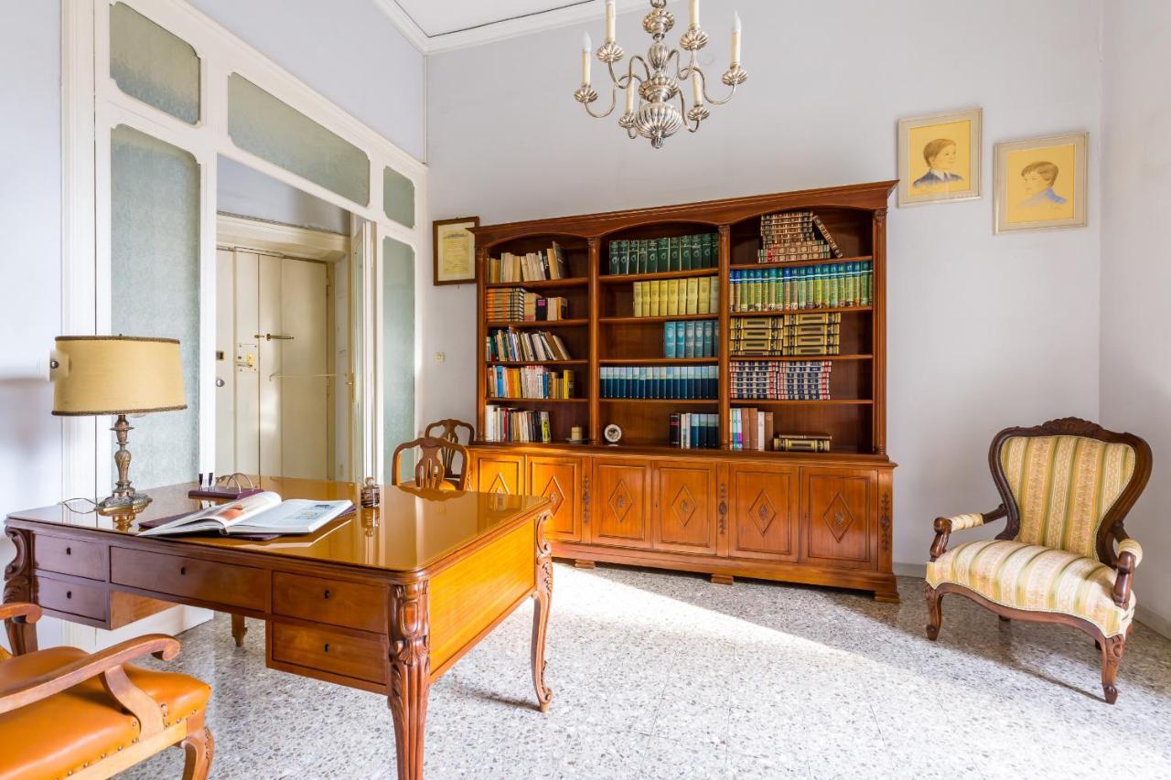 Rettifilo Family Apartment By Wonderful Italy Nápoly Kültér fotó