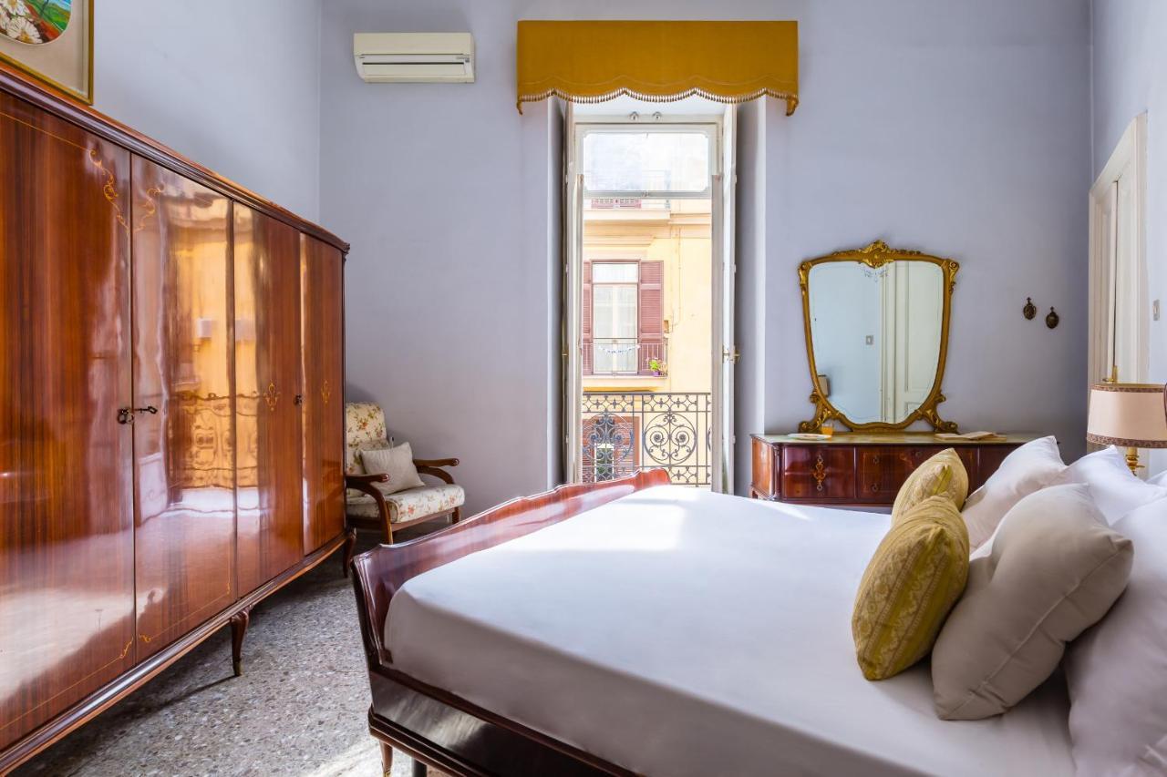 Rettifilo Family Apartment By Wonderful Italy Nápoly Kültér fotó